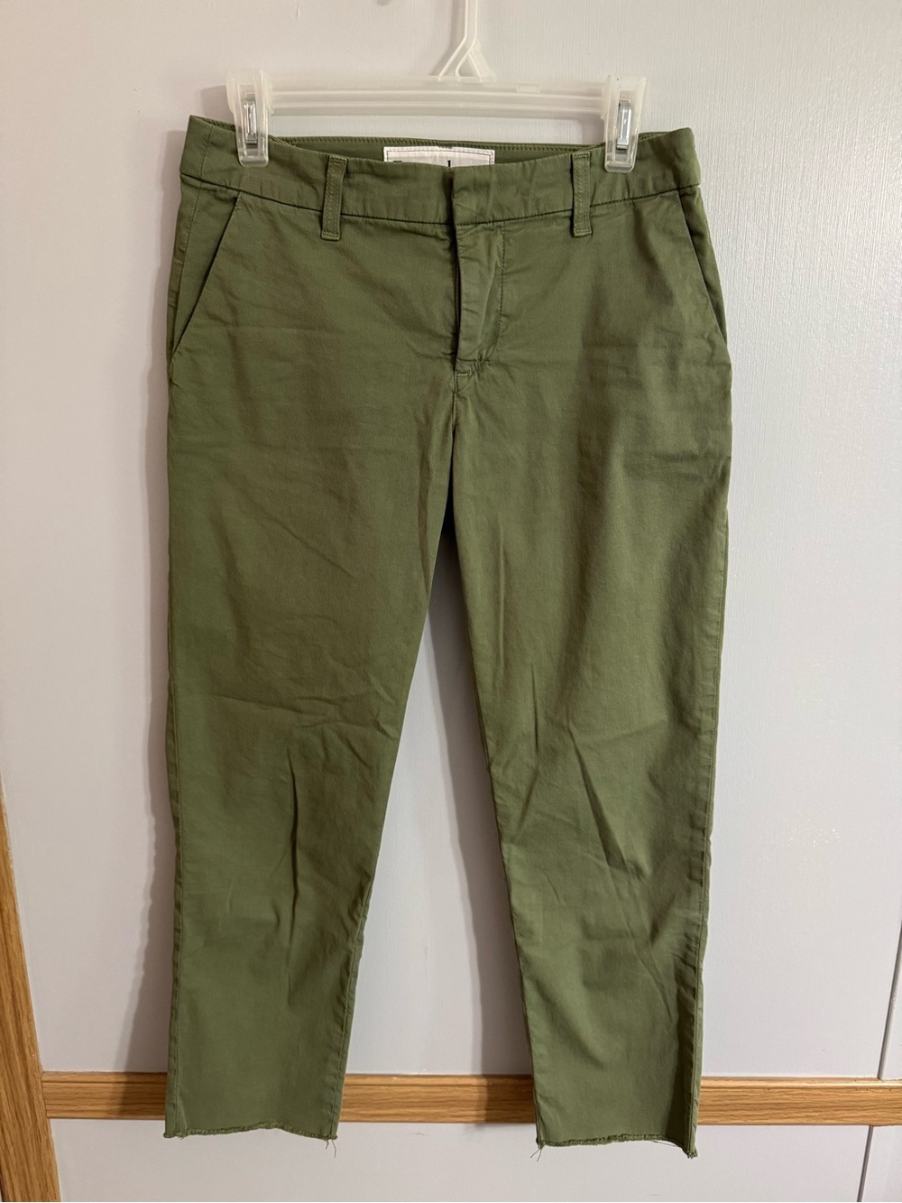 Frank & Eileen Wicklow Olive Green Chino Pants Size 6